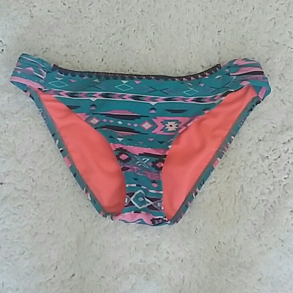 4/20 Arizona complete bathing suit - Picture 2 of 3